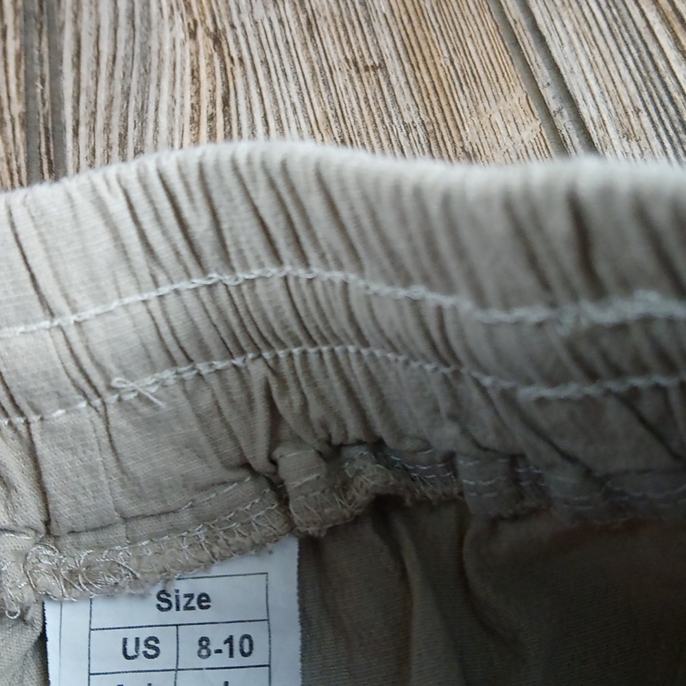 Causal Collection Tan Khaki Cargo Shorts - Picture 7 of 9